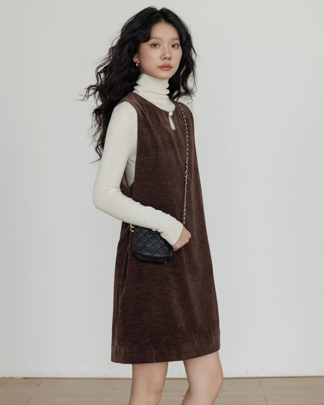 Crew Neck Velvet Vest Dress VAS0164