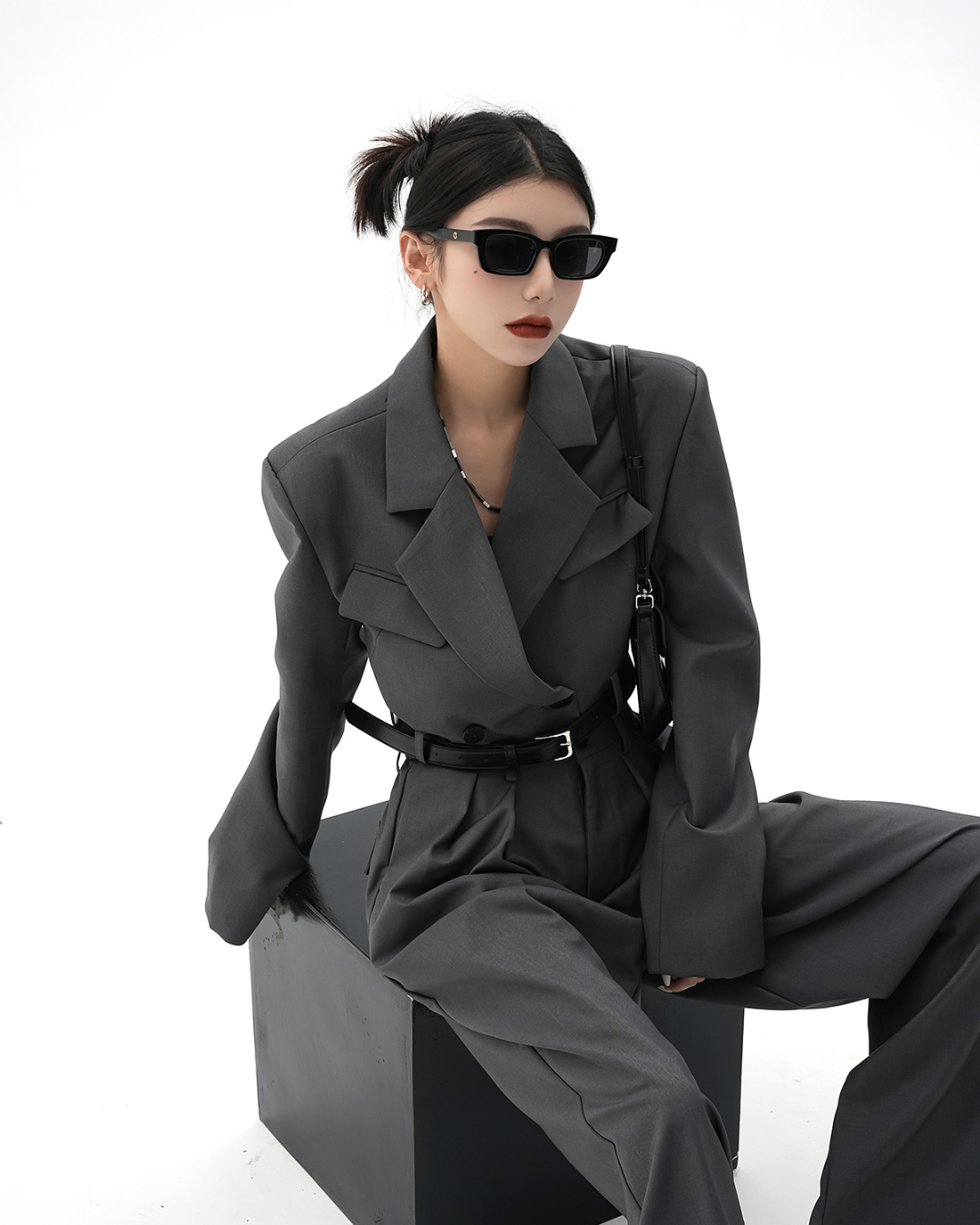 Two-Piece Short Jacket＆Mop Suit Pants SRS0061