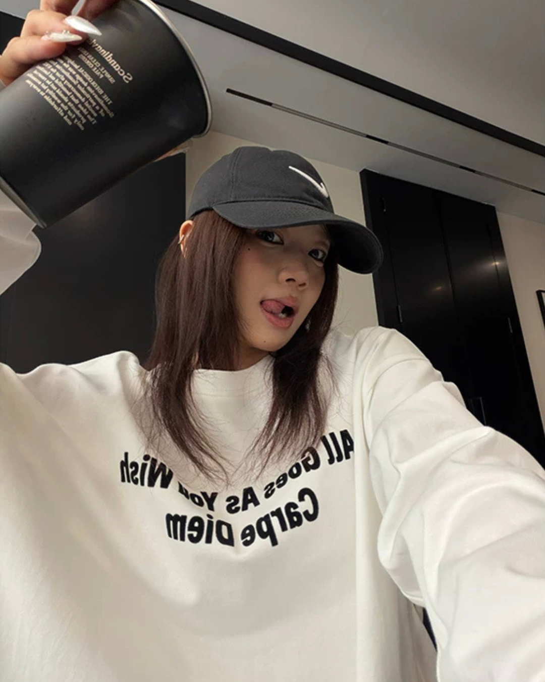 Logo Oversized Long-Sleeve T-Shirt YLS1061