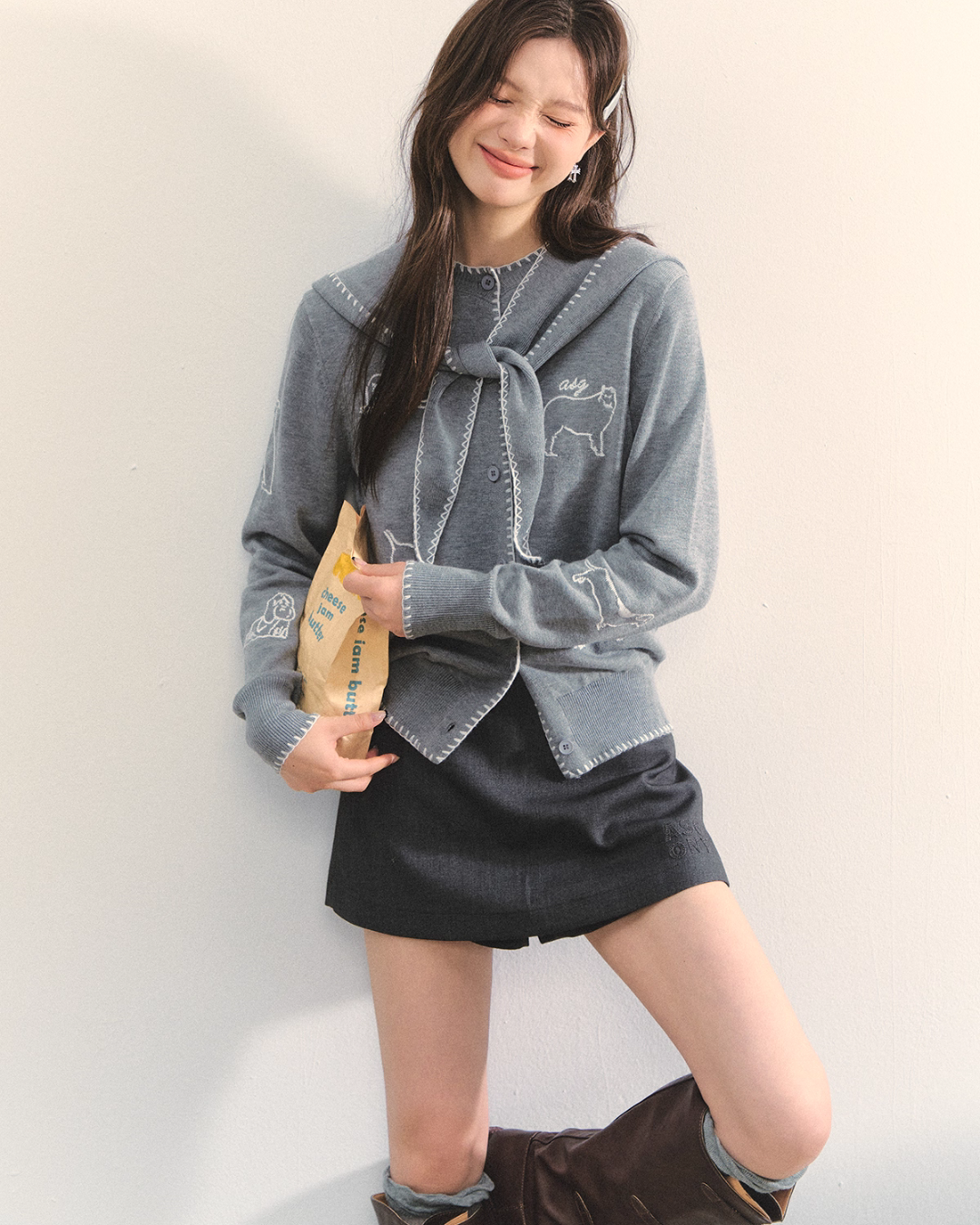 Dog Embroidery Round Neck Knit Cardigan ASG0070