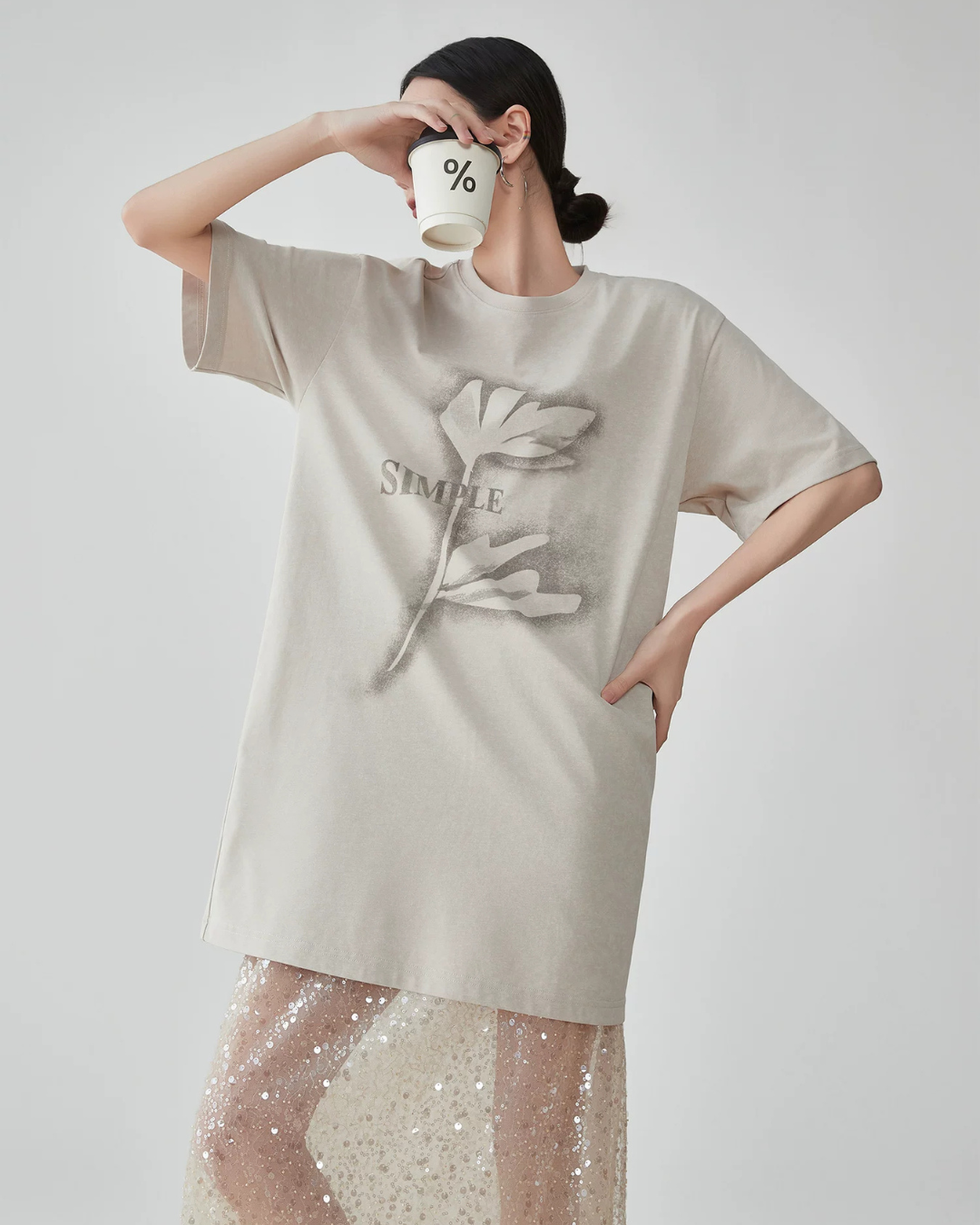 Flower Motif T-Shirt / Sparkling Mesh Skirt FER0151