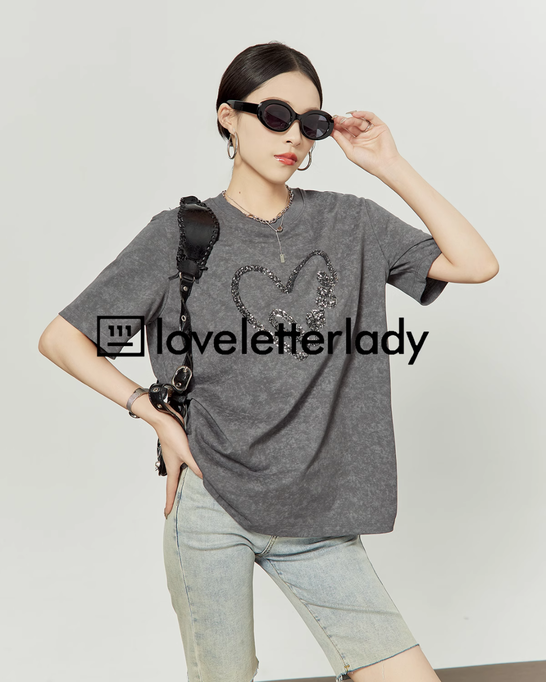 Gray Heart Logo T-shirt LLA0221