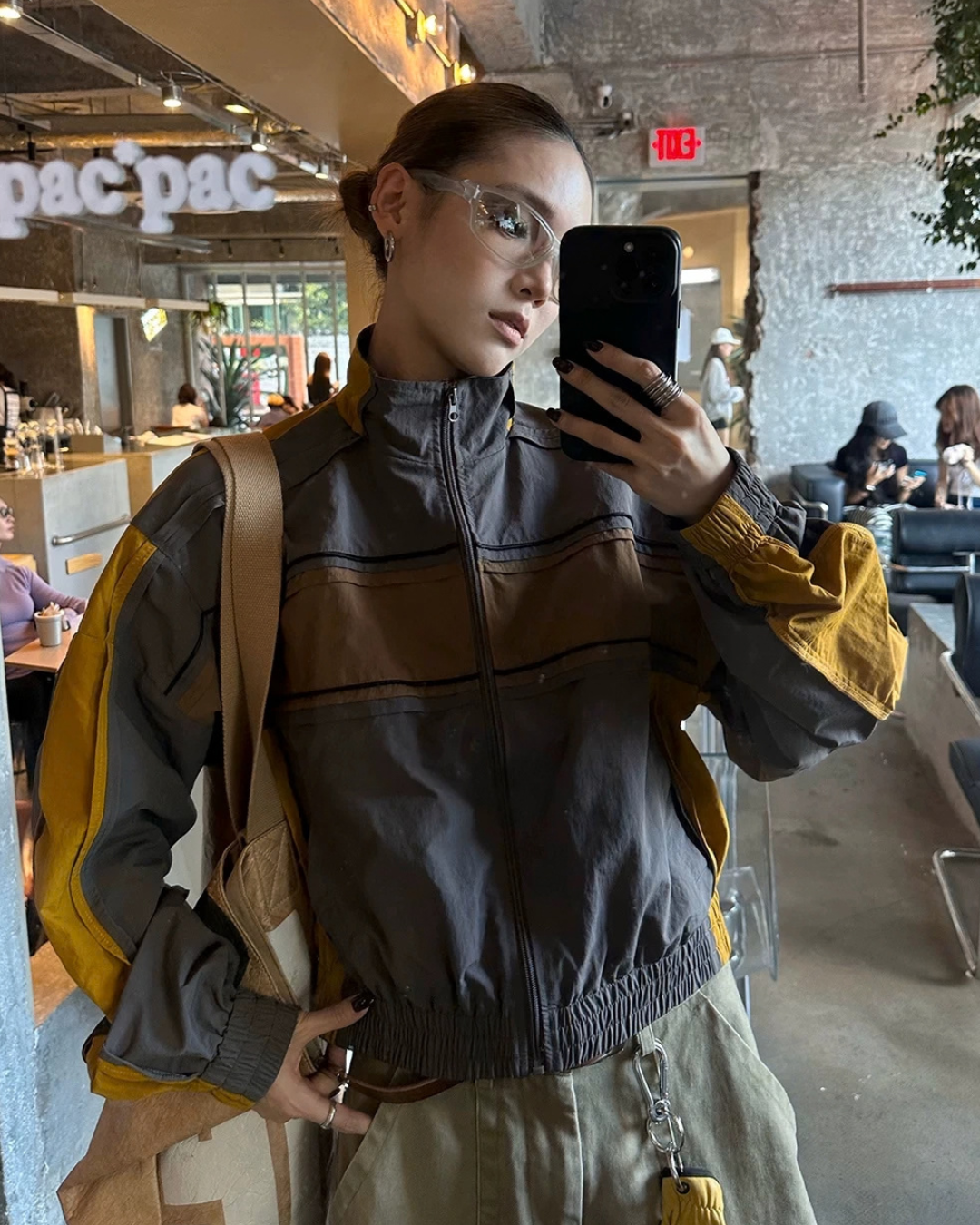 Cropped Color-Block Track Jacket WWP0015