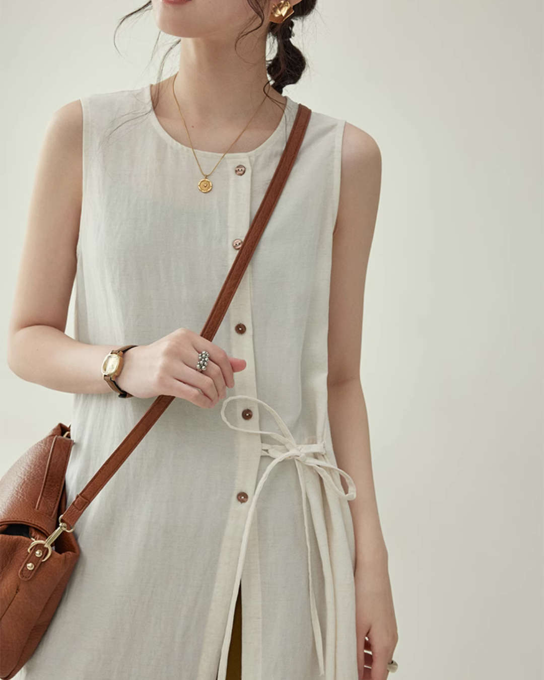 Natural Sleeveless Dress AMU0040