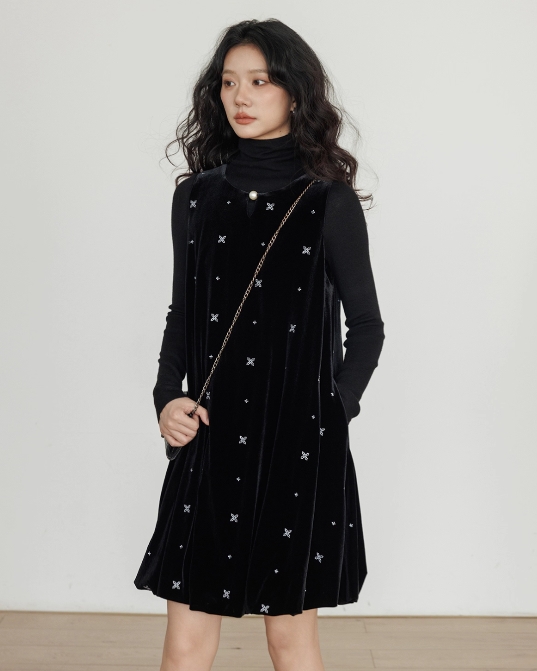 Round Neck Embroidered Vest Dress VAS0166