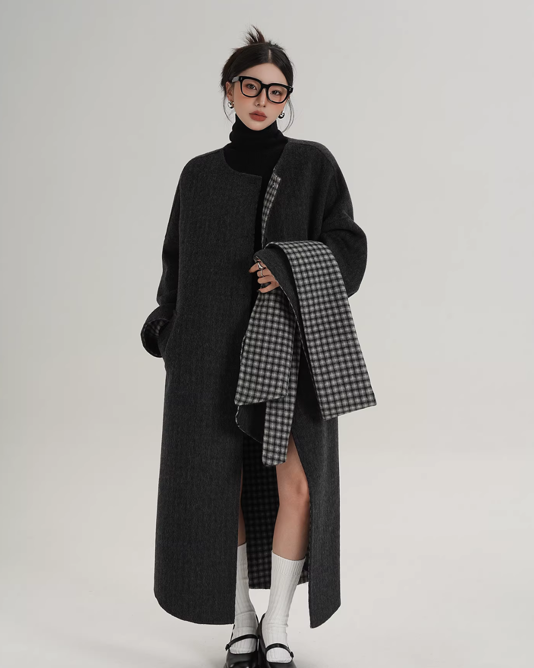 Collarless Coat with Checkered Scarf SRS0405