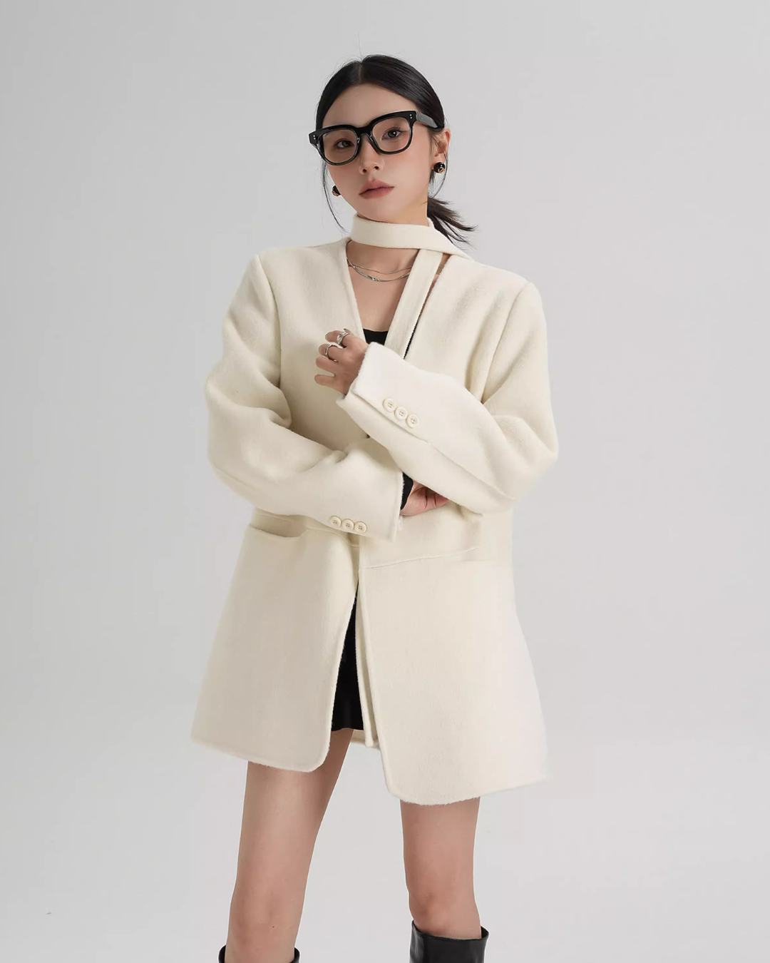 Collarless Wool Coat with Choker SRS0393
