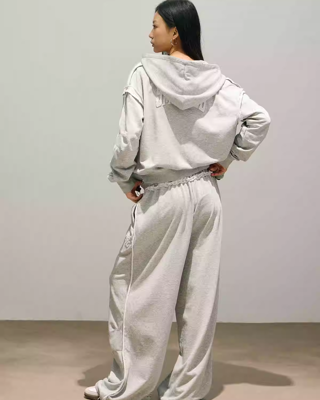 One Point Logo Zip Hoodie/Sweat Pants SMD0007
