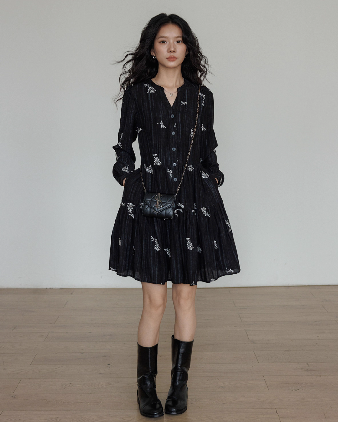 V-Neck Autumn Embroidered Dress VAS0150