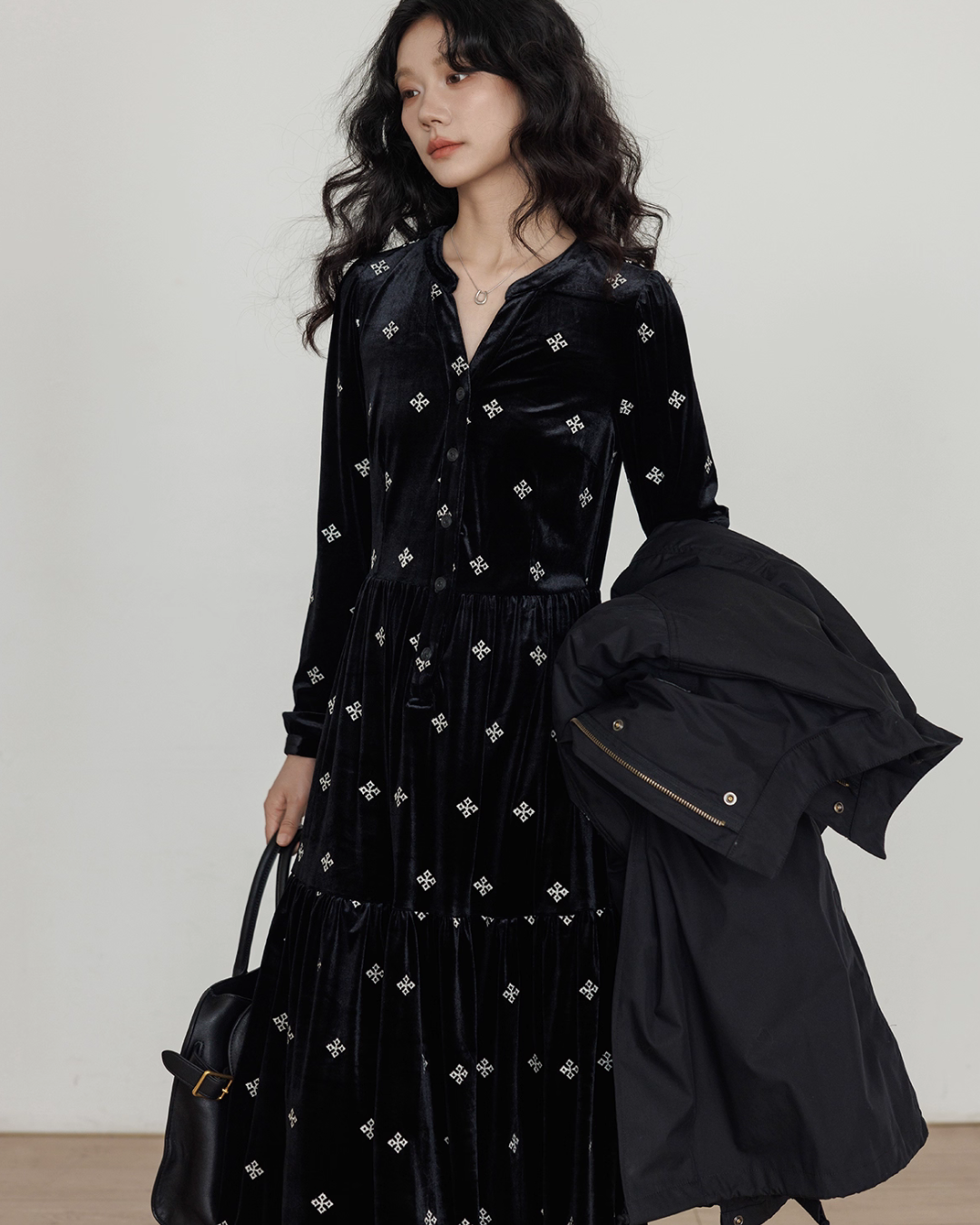 V-Neck Velvet Long Dress VAS0177
