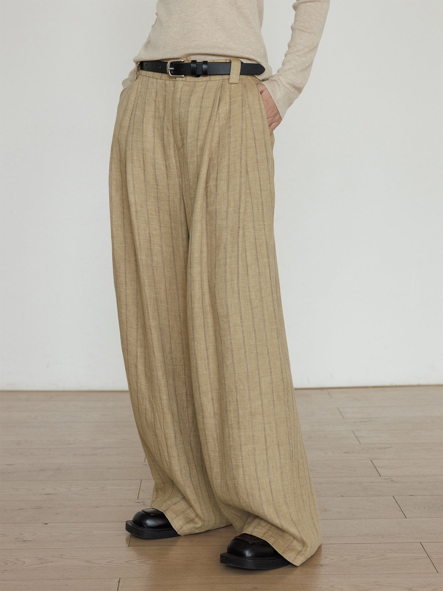 Stripe Design Blazer Jacket / Casual Wide Pants VAS0189