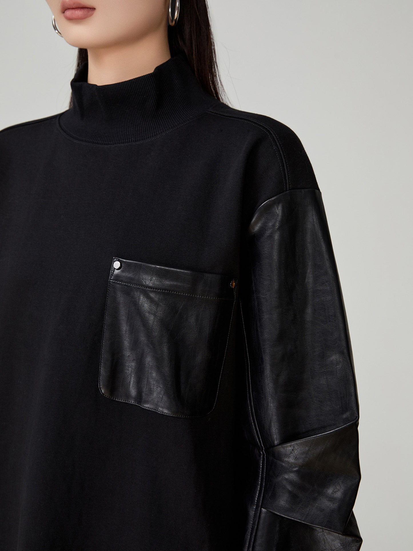 High-Neck Pullover Sweatshirt FER0059