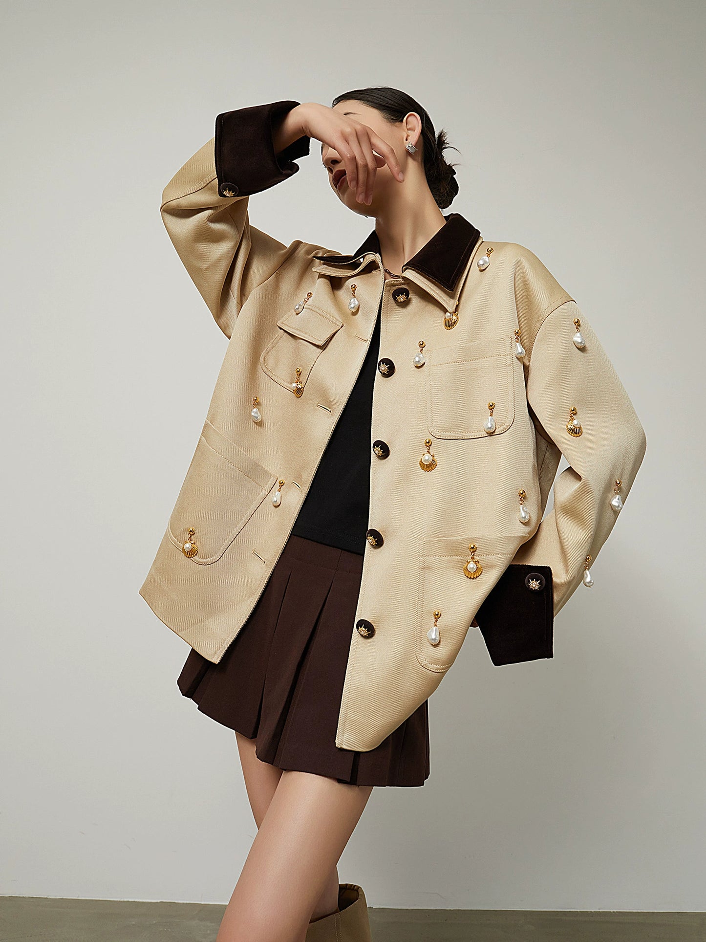 Pearl Satin Jacket / Brown Mini Skirt SUY0013
