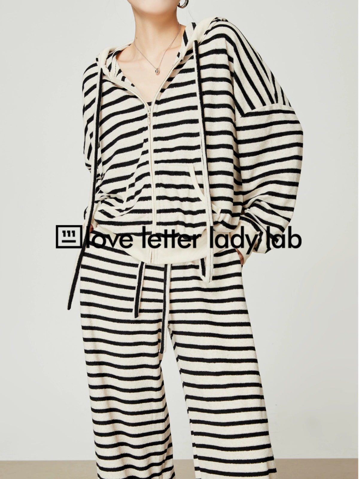 Black＆White Stripes Long Sleeve Tops / Sweatpants LLA0015