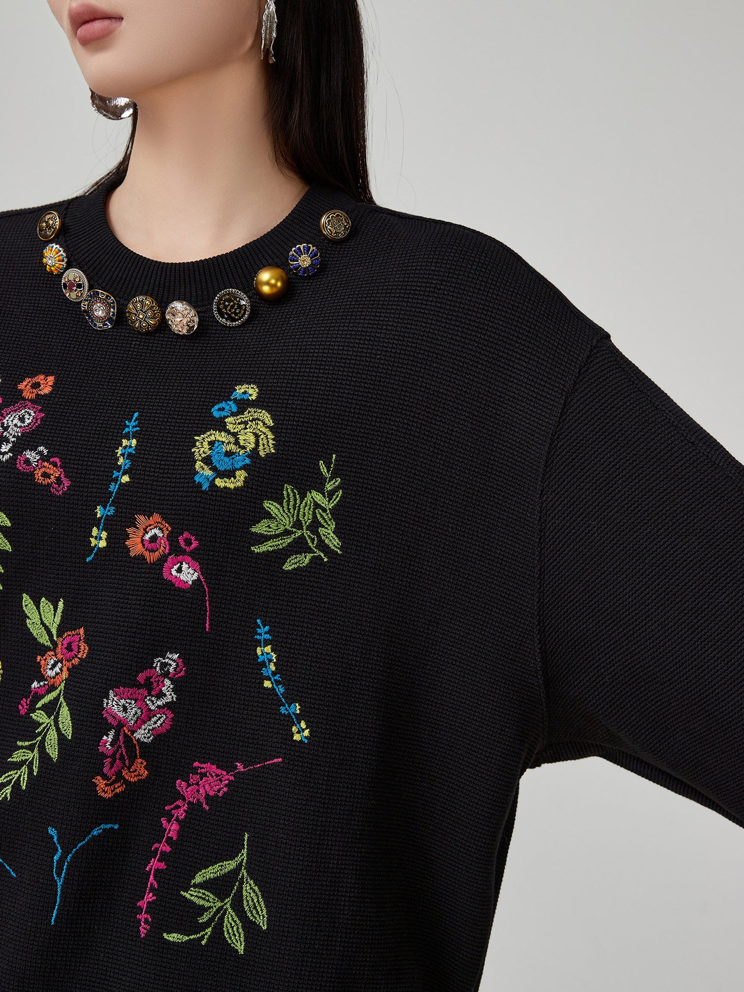 Crew Neck Embroidered Top FER0154