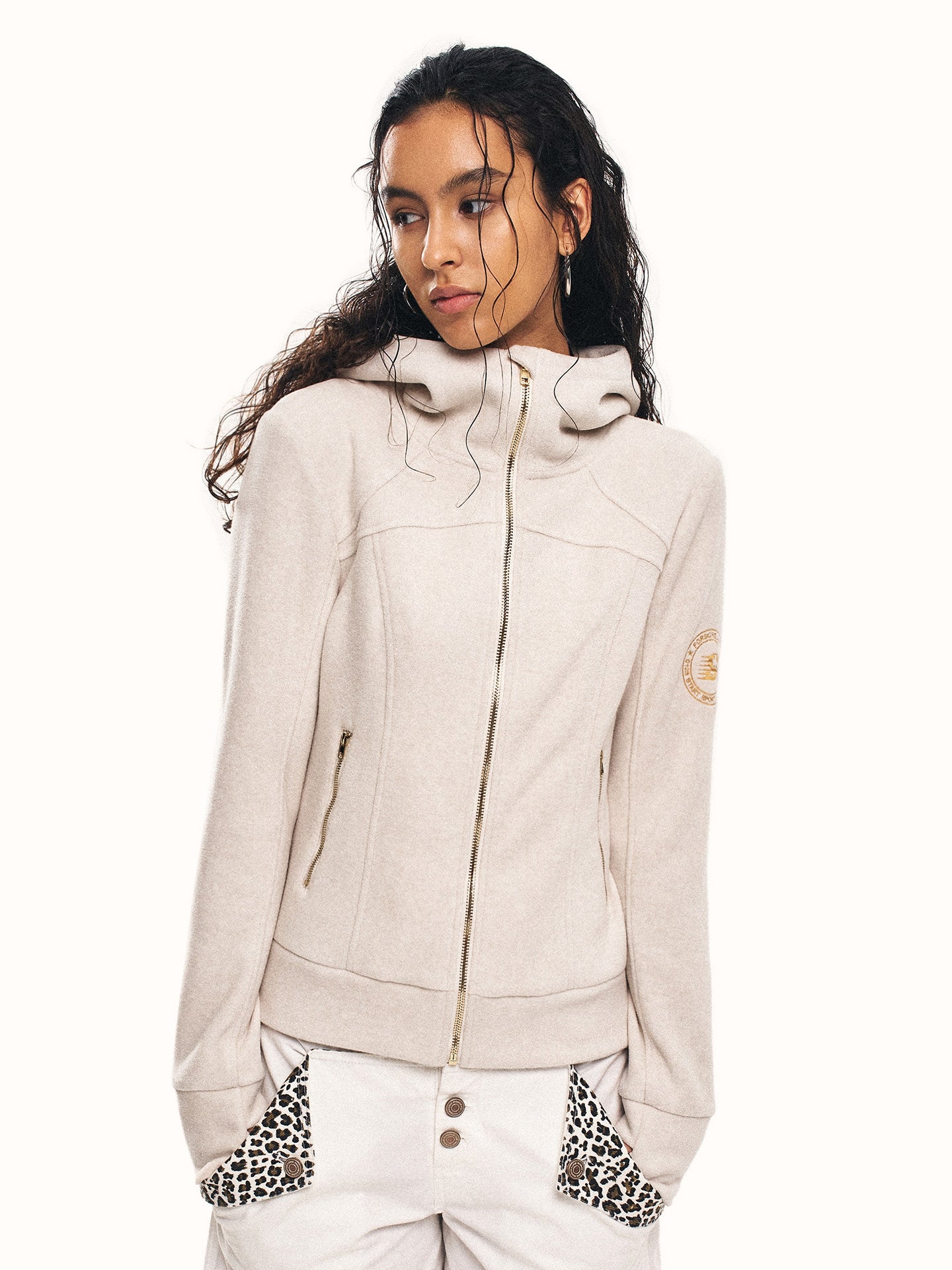 Slim-Fit Zip Hoodie ZTS0029