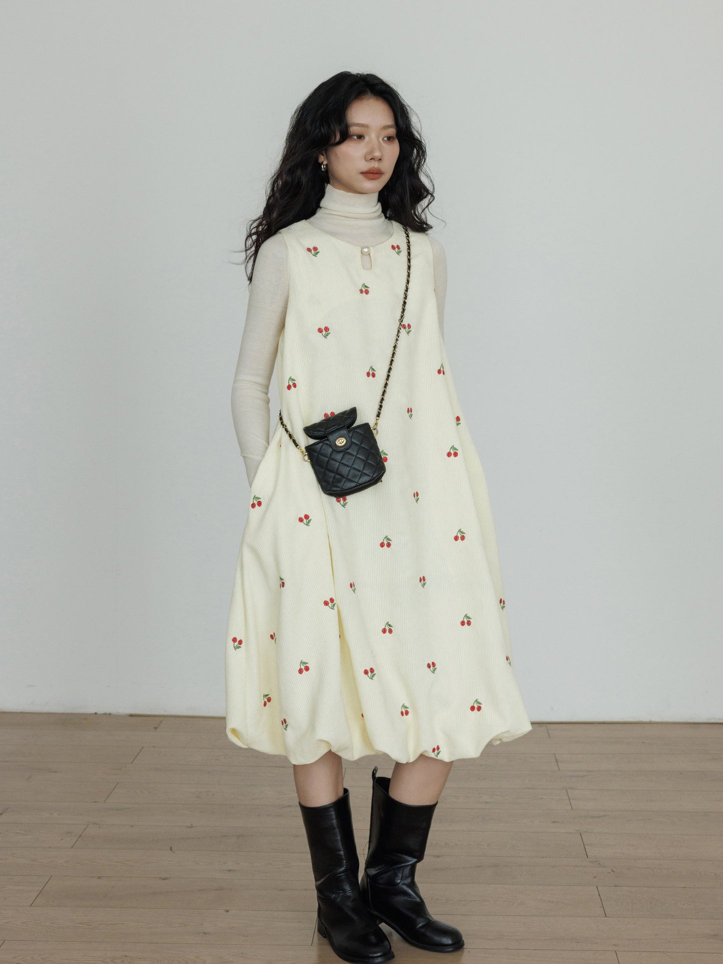 Crew Neck Cherry Vest Dress VAS0187