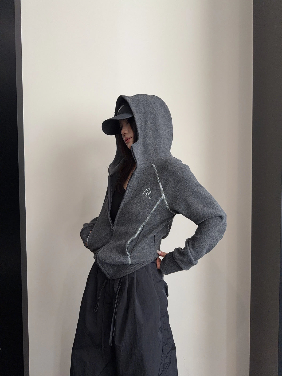Color-Contrast Stitch Short Jacket YLS1045