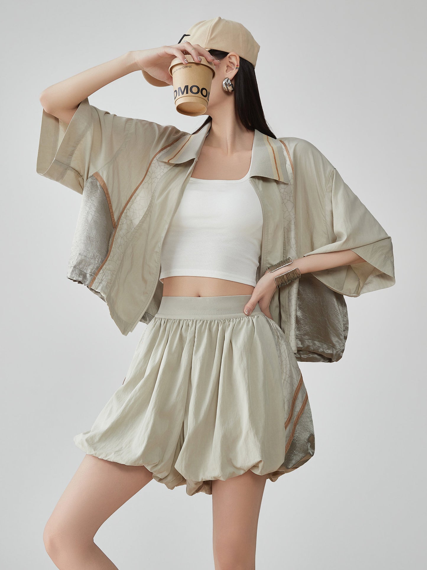 Line Short-Sleeve Jacket / Balloon Short Pants FER0060