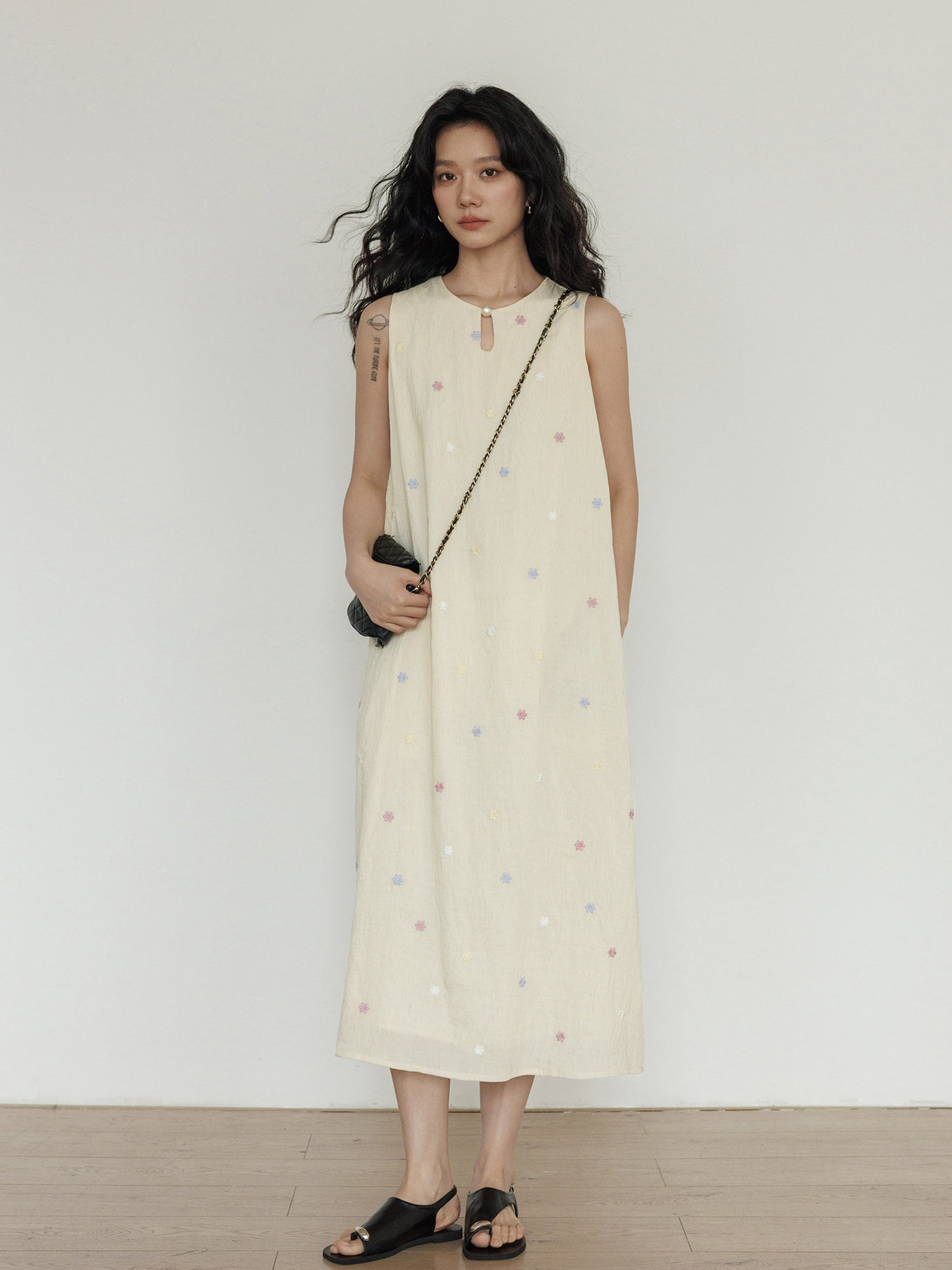 Flower Embroidery Pearl Button Long Dress VAS0203