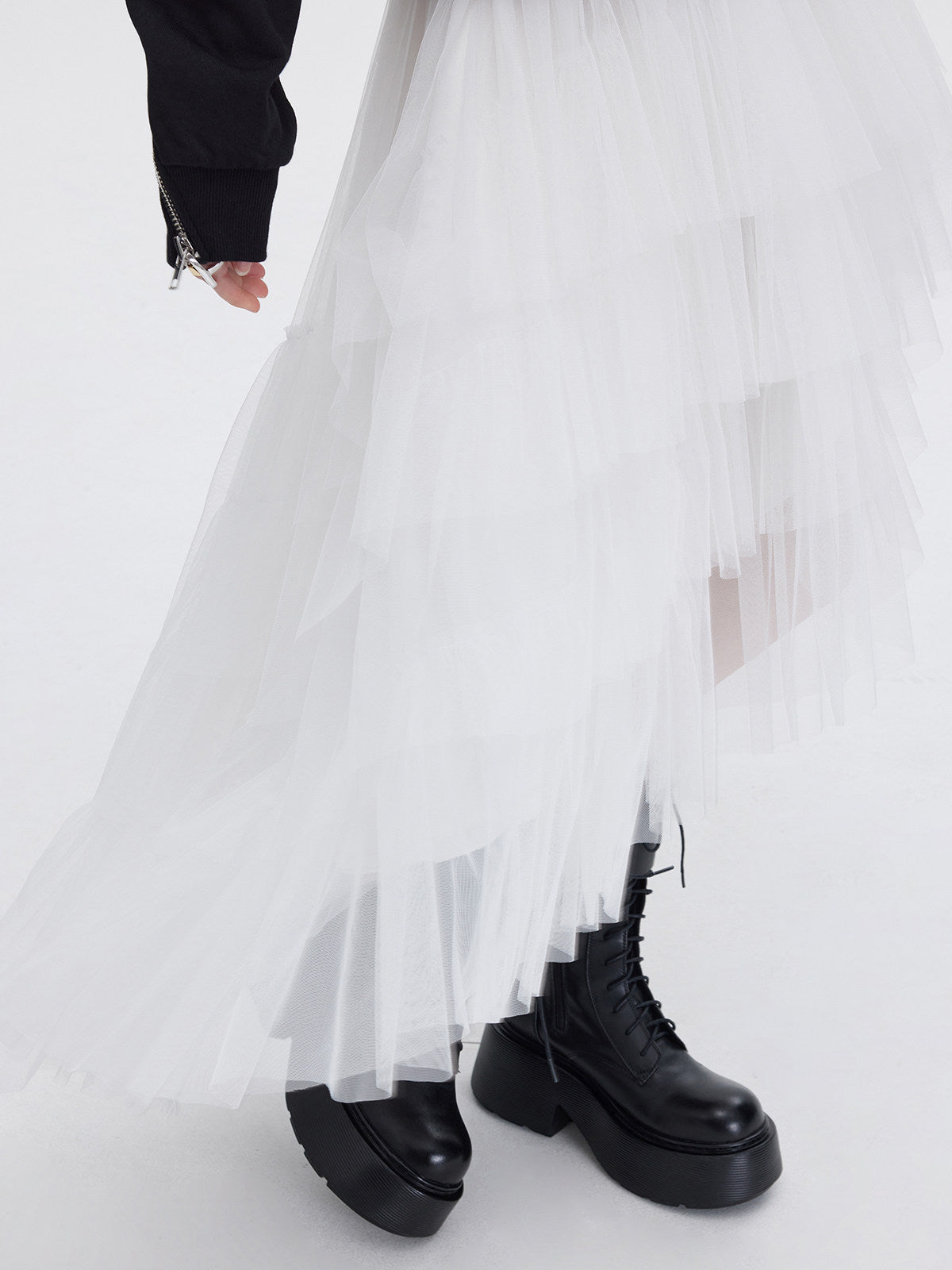 Buckled Irregular Tulle Skirt SHN0006
