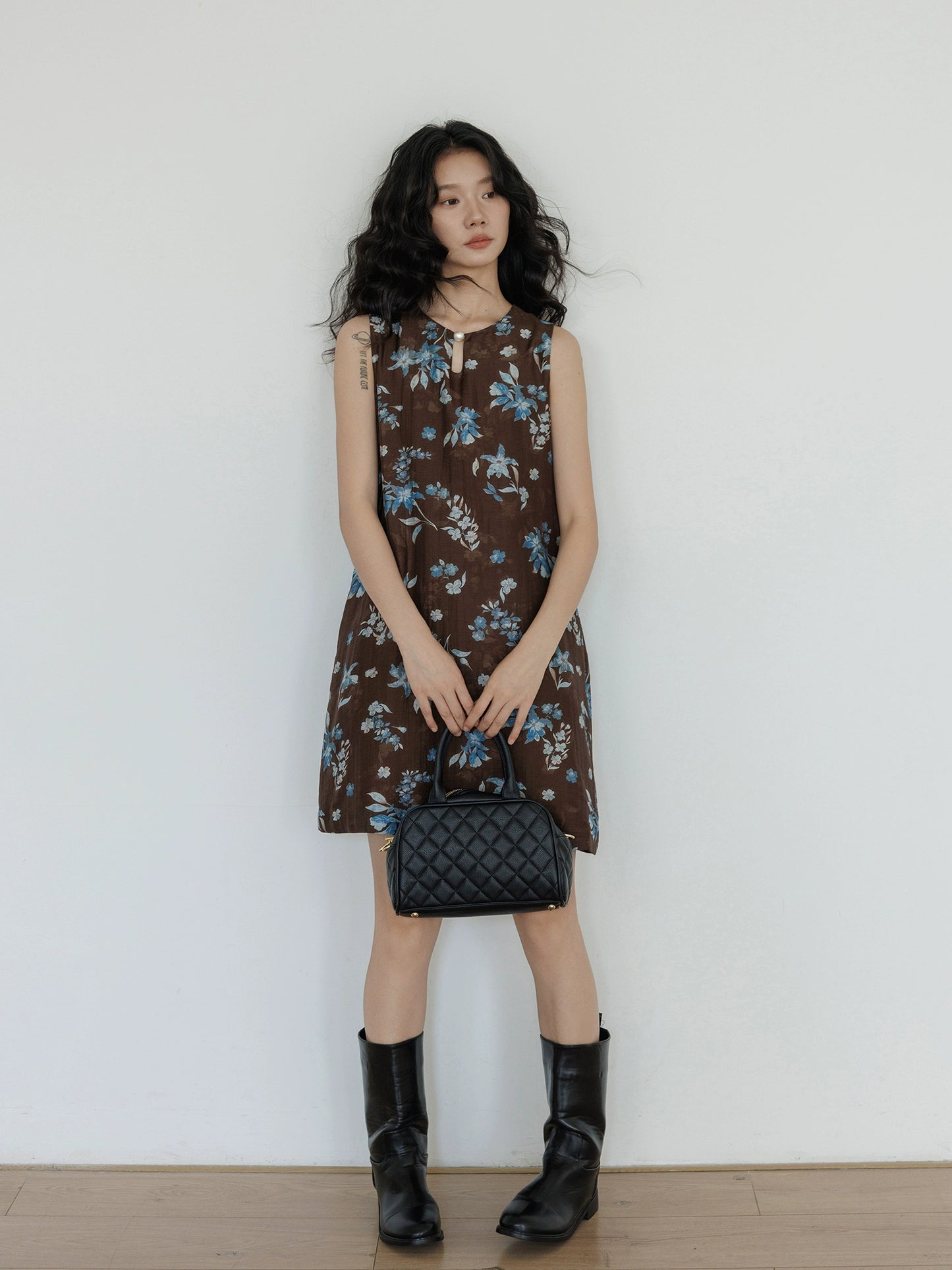 Retro Flower Design Sleeveless Dress VAS0102