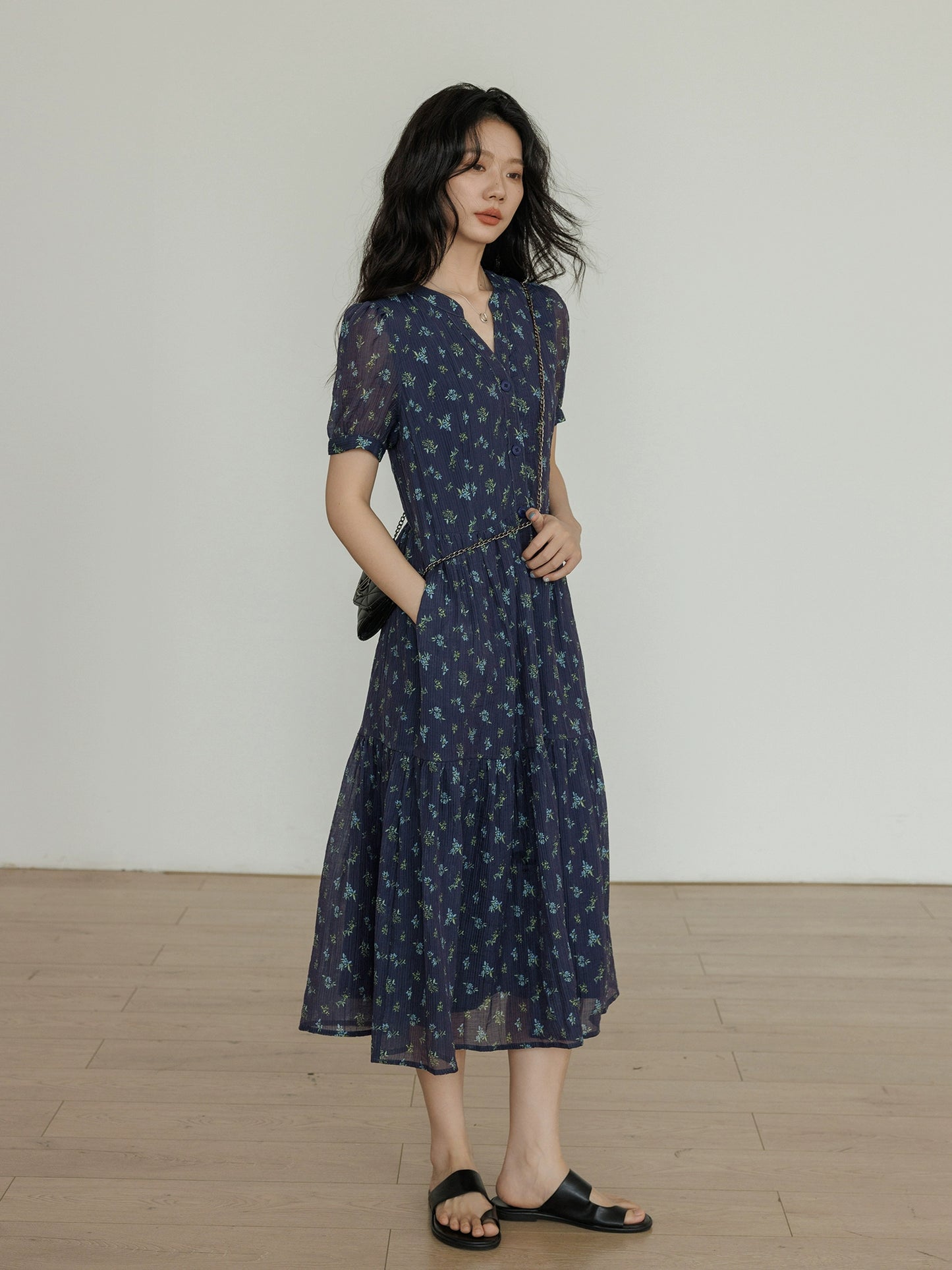 Key Neck Floral Dress VAS0121