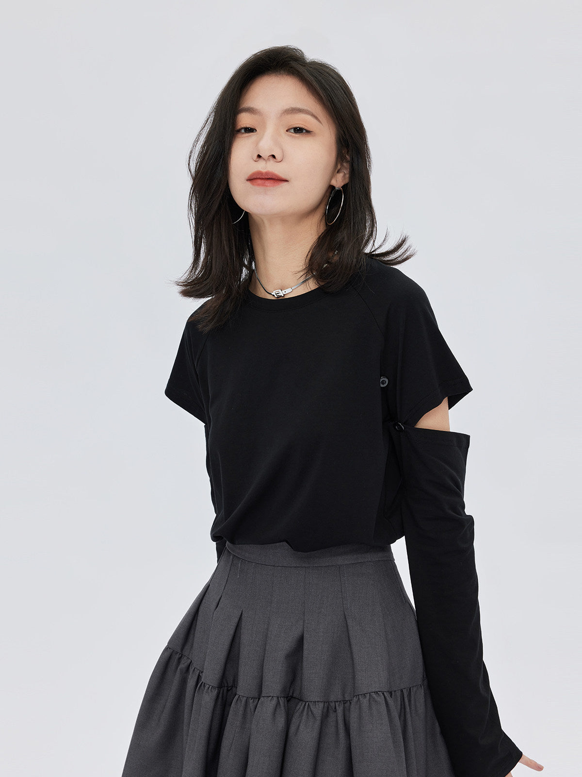 Round Neck Long Sleeve T-Shirt SHN0015