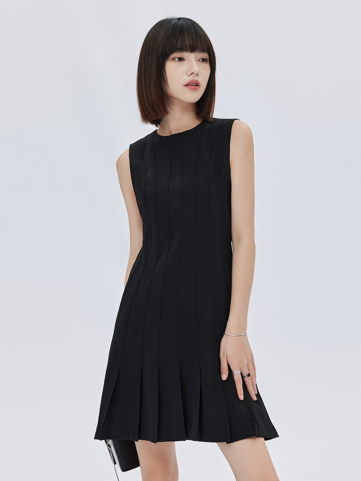 Round Neck Sleeveless Dress SHN0050