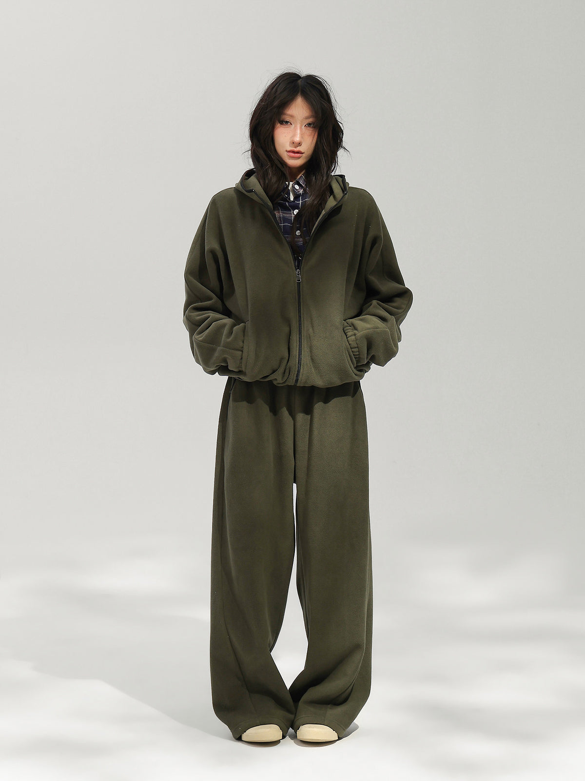 Fleece-Lined Zip-Up Hoodie / Wide Pants ACS0385
