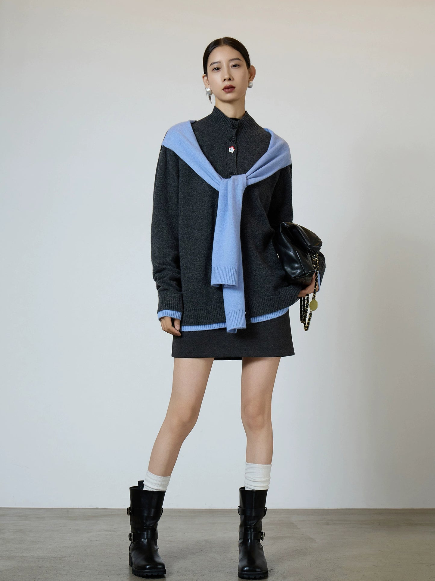 Gray Blue Color Block Design Knit SUY0002