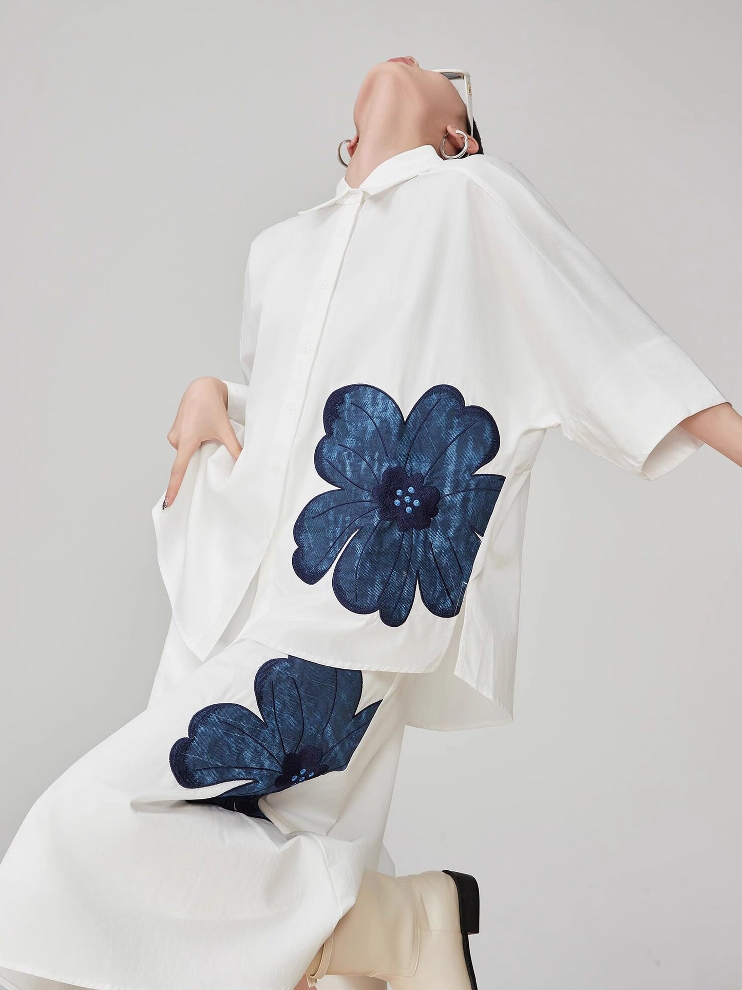 Appliqué Off-White Shirt / Half-Length Skirt FER0117