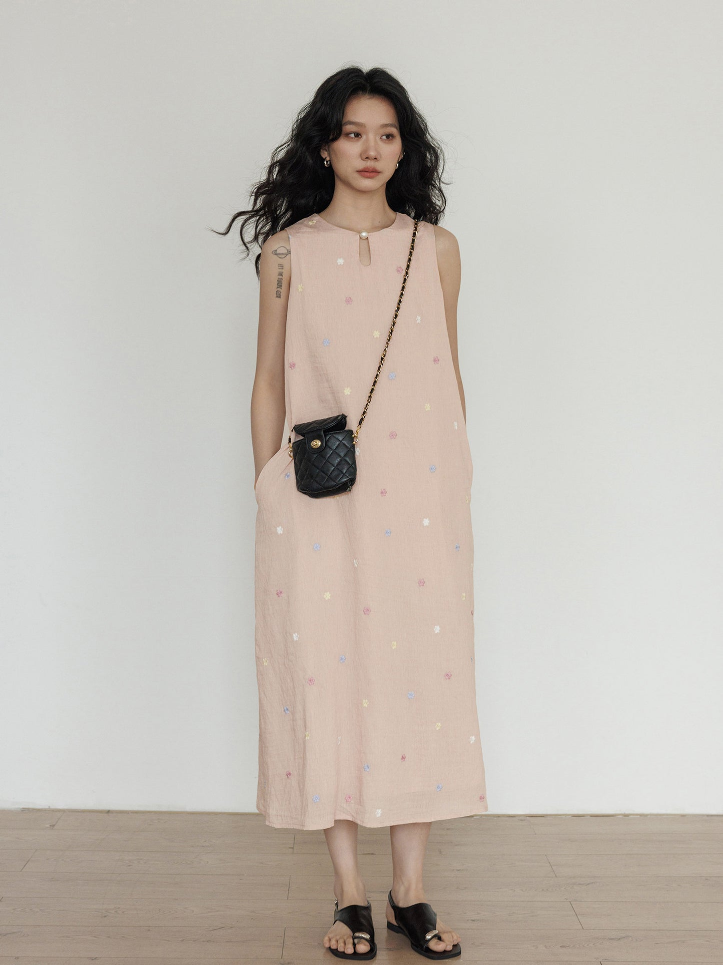 Flower Embroidery Pearl Button Long Dress VAS0203