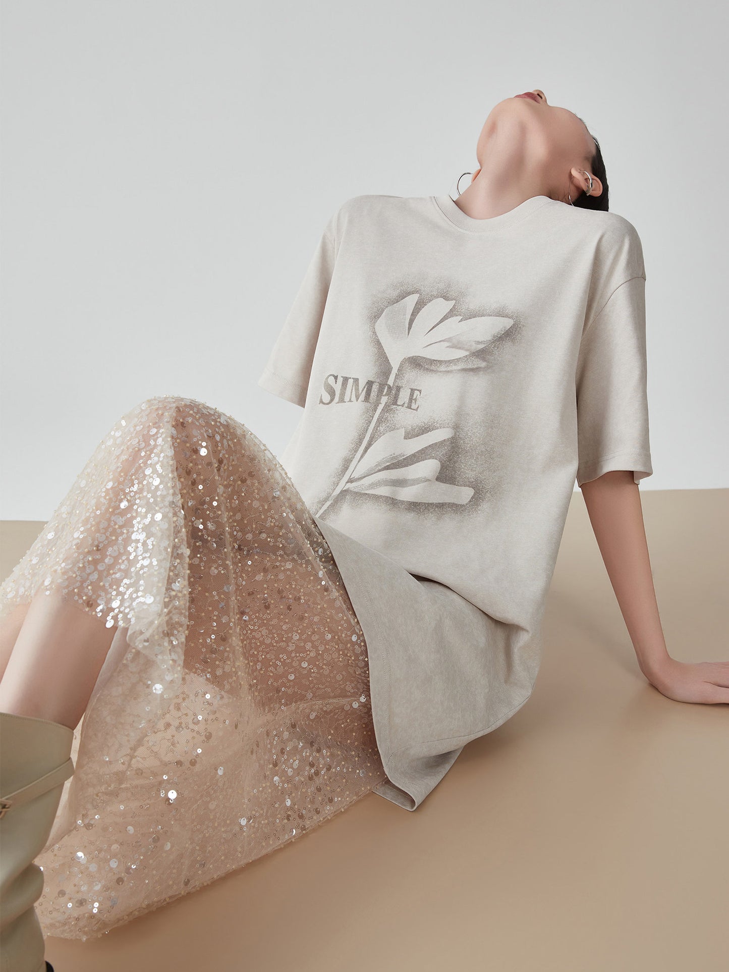 Flower Motif T-Shirt / Sparkling Mesh Skirt FER0151