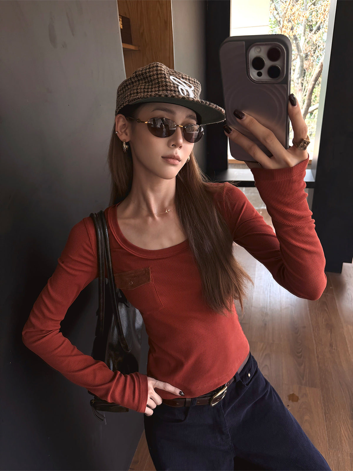 U-Neck Pocket Long Sleeve T-Shirt WWP0005