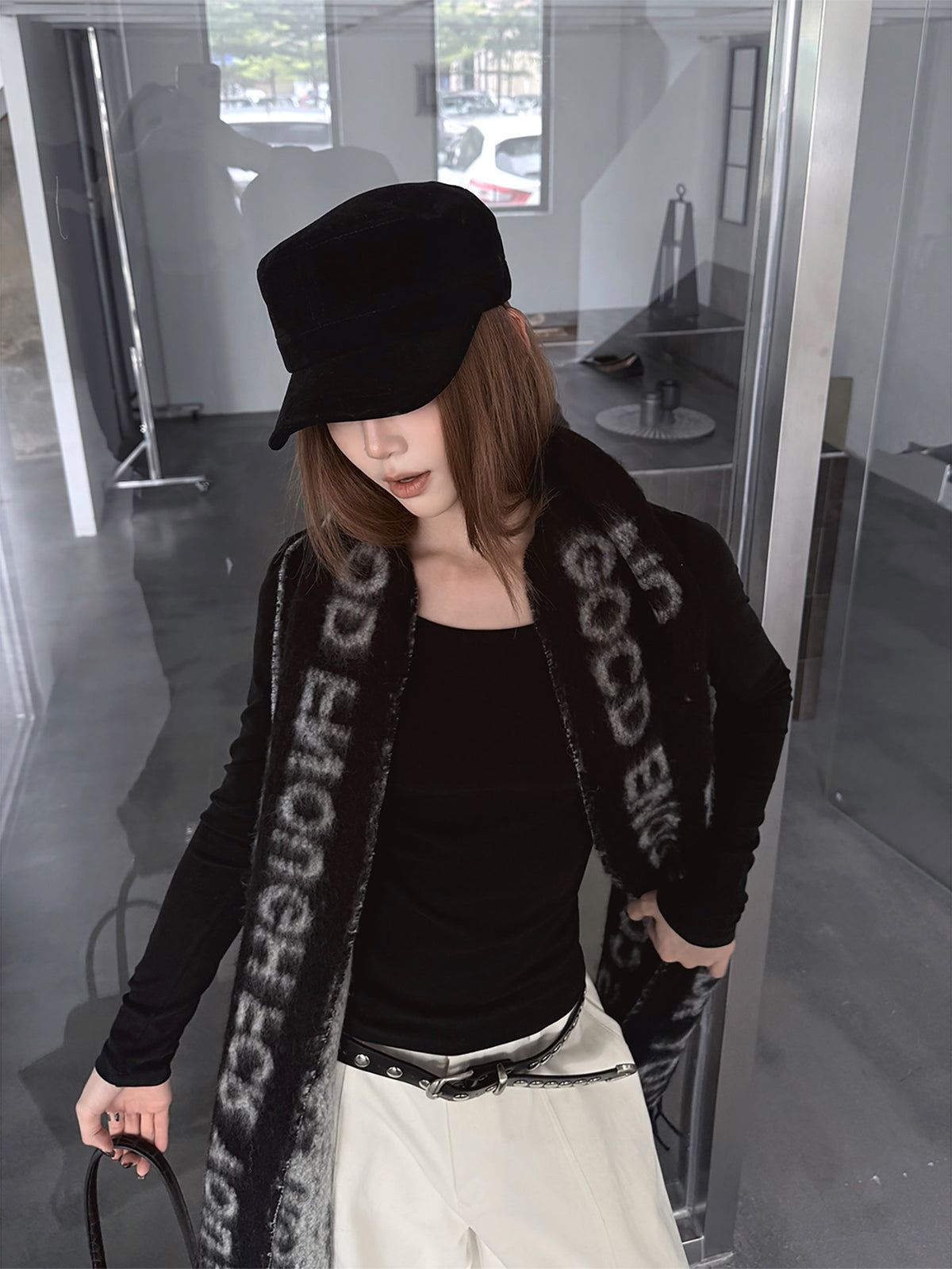Round Neck Long-Sleeve T-Shirt WWP0001