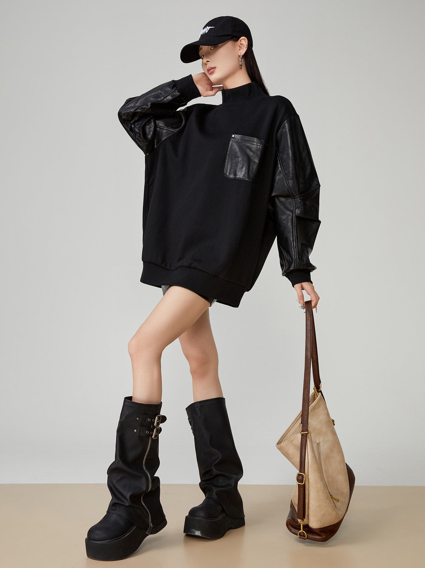 High-Neck Pullover Sweatshirt FER0059