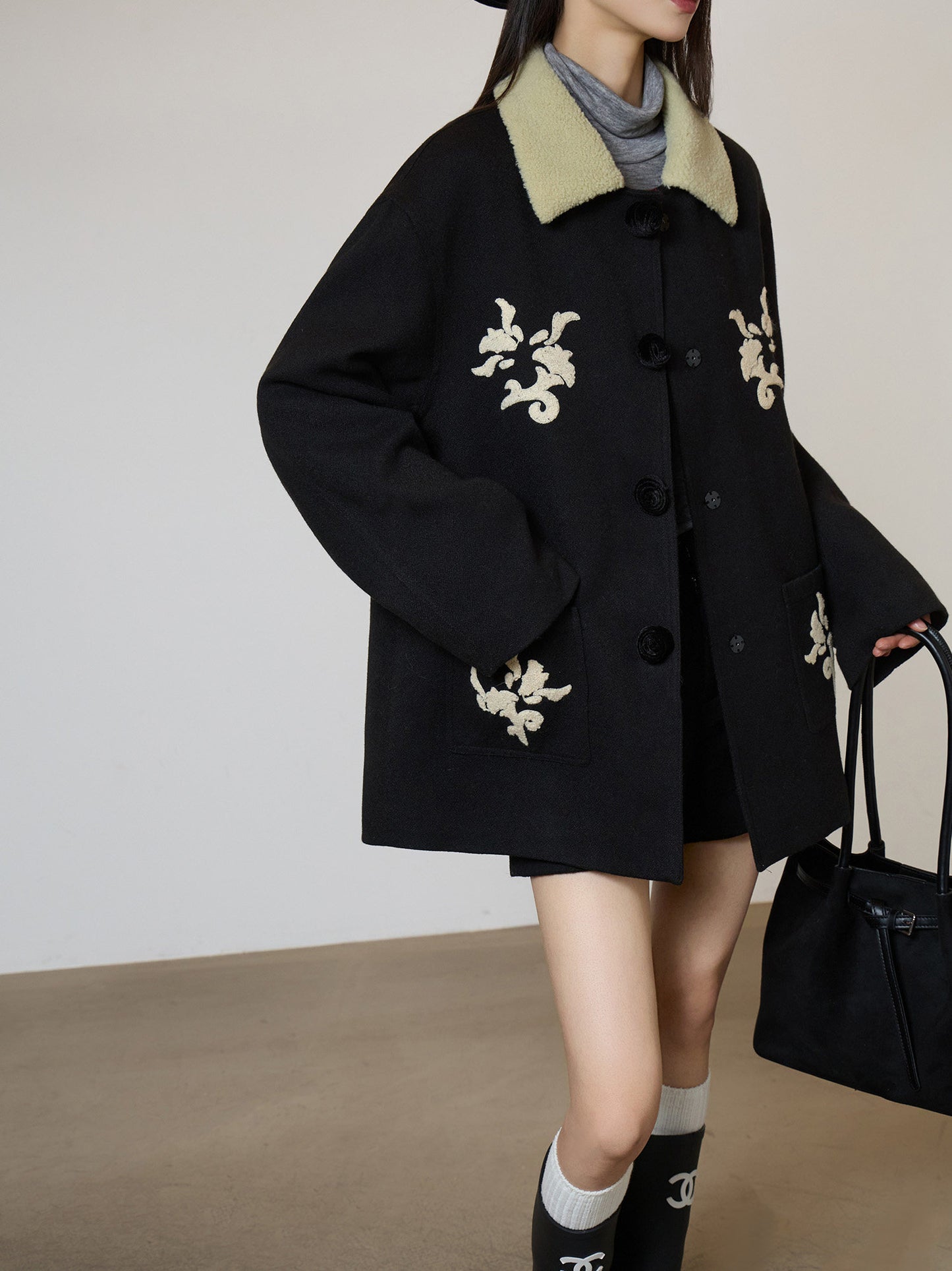 Vintage Embroidered Collar Wool Coat SUY0022