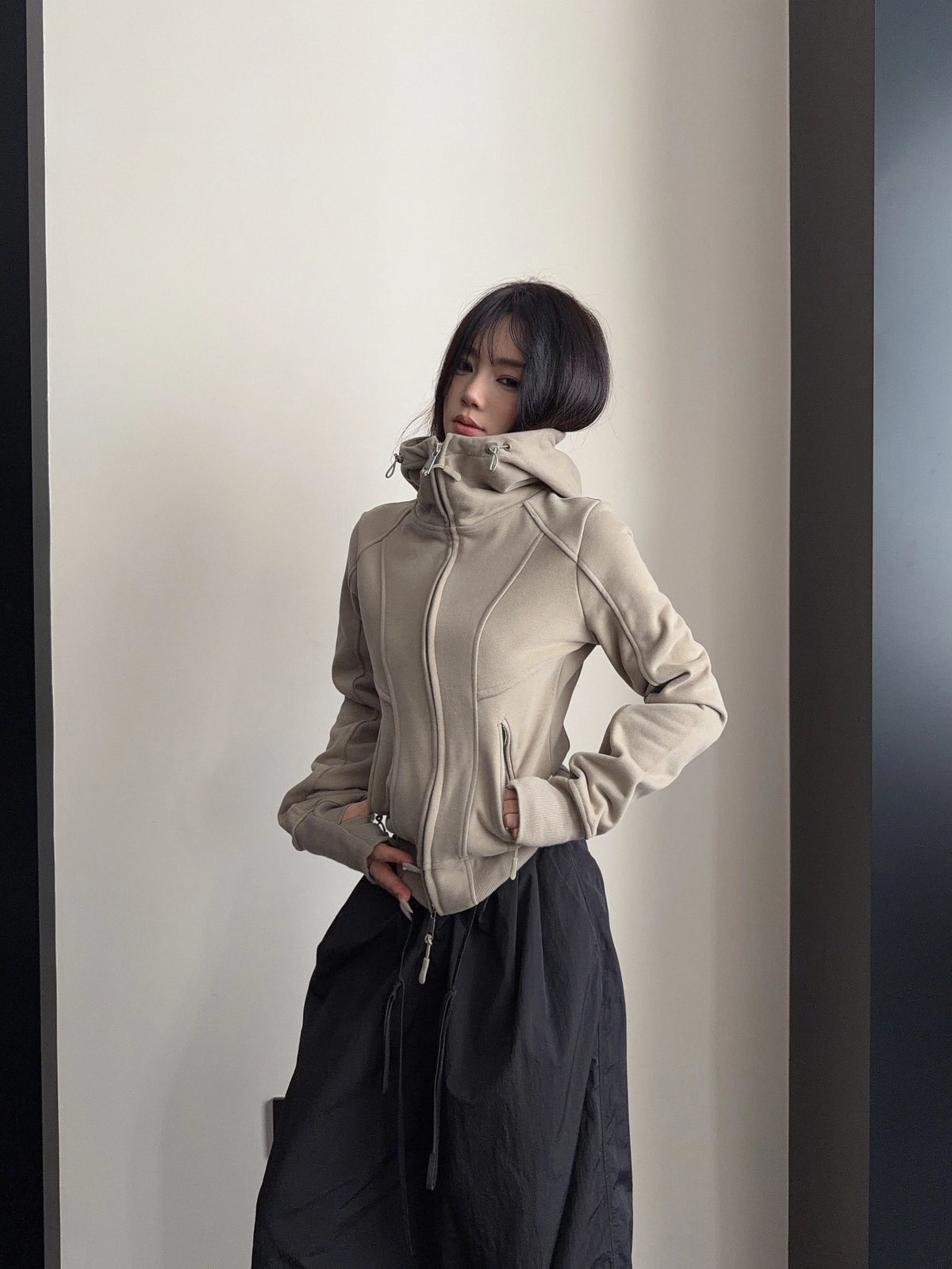 High-Neck Hooded Zip-Up Hoodie YLS1057