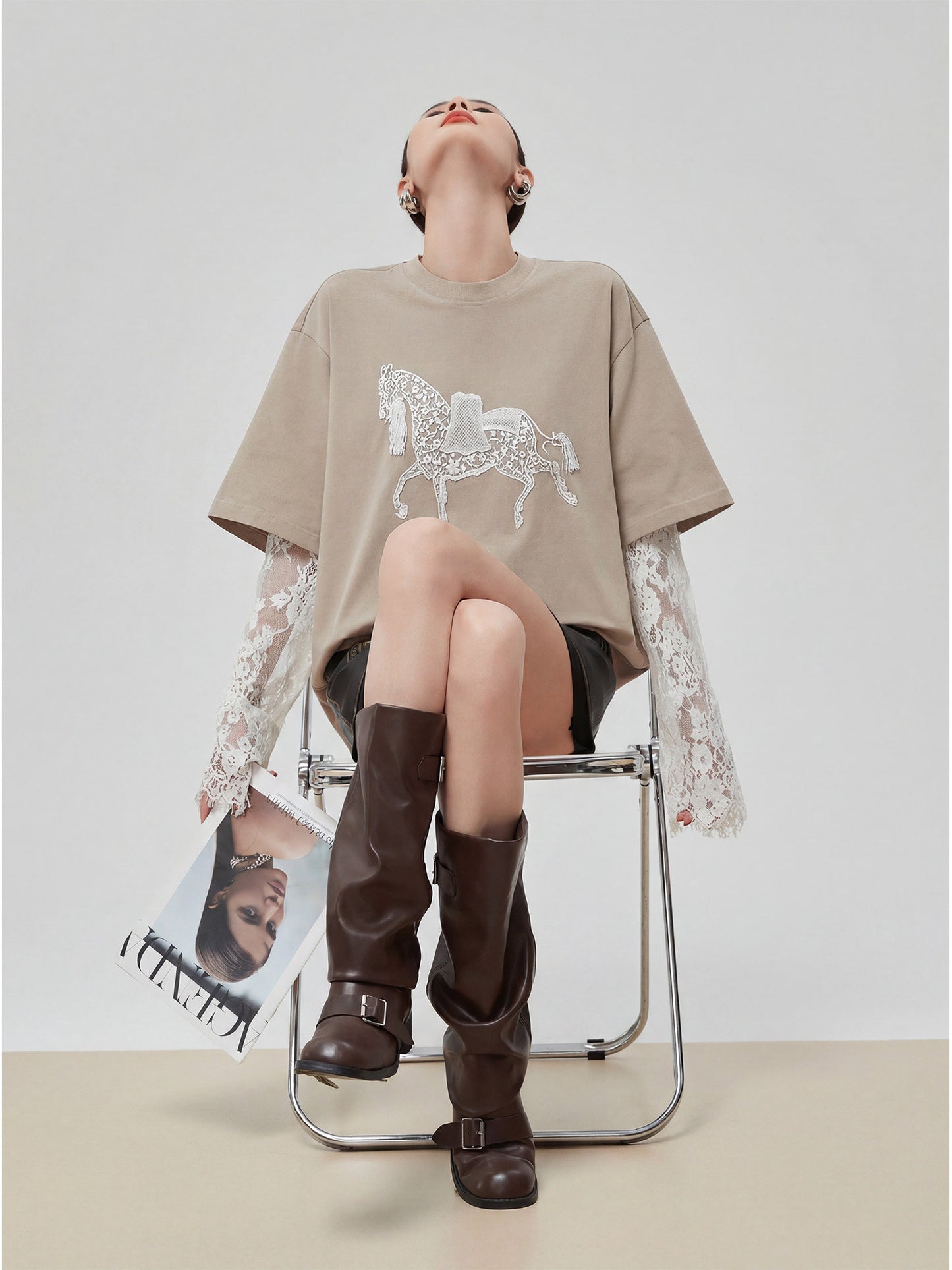 Horse Motif Lace Sleeves FER0034