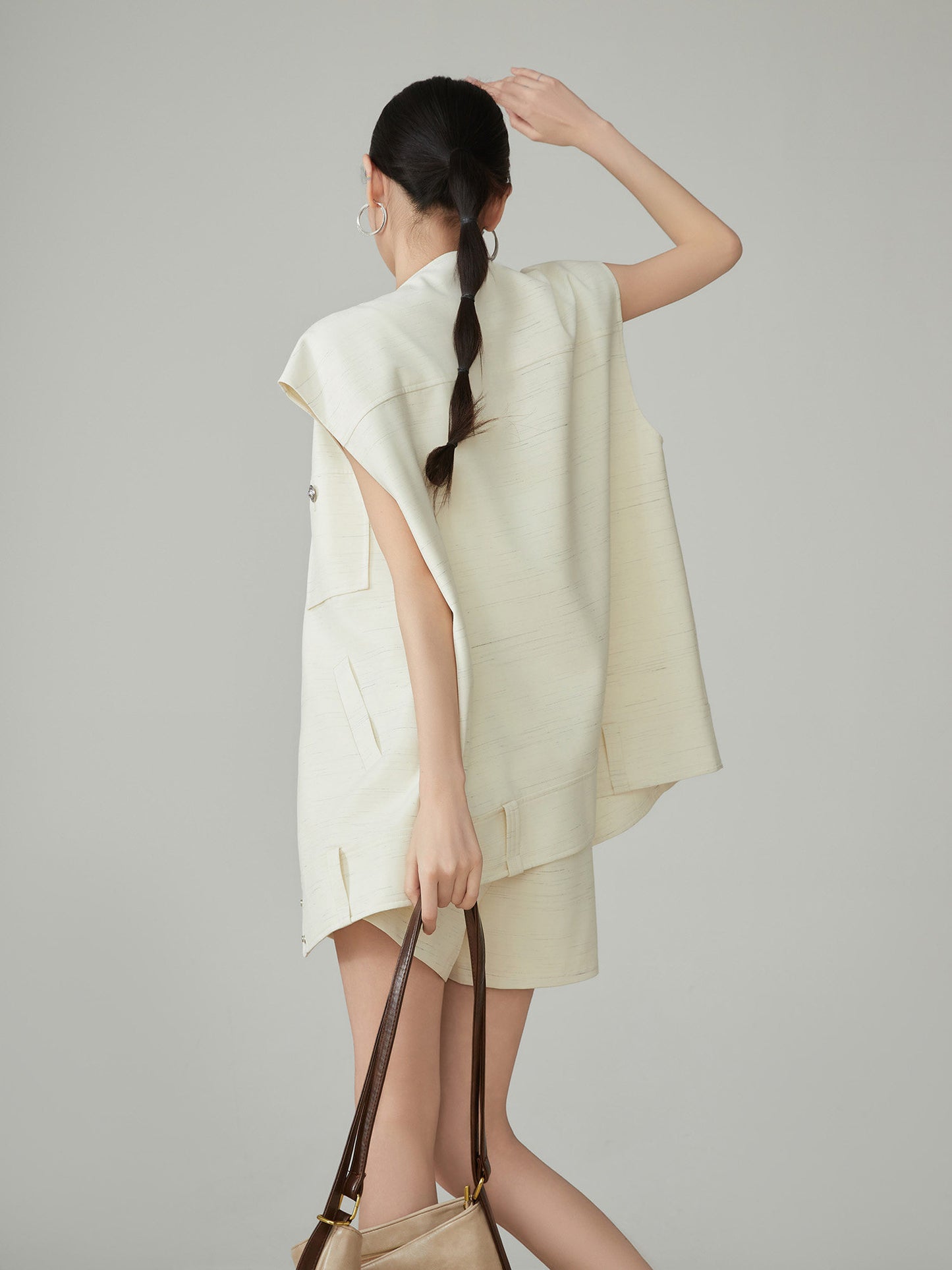 Round Collarless Vest / Half Pants FER0344