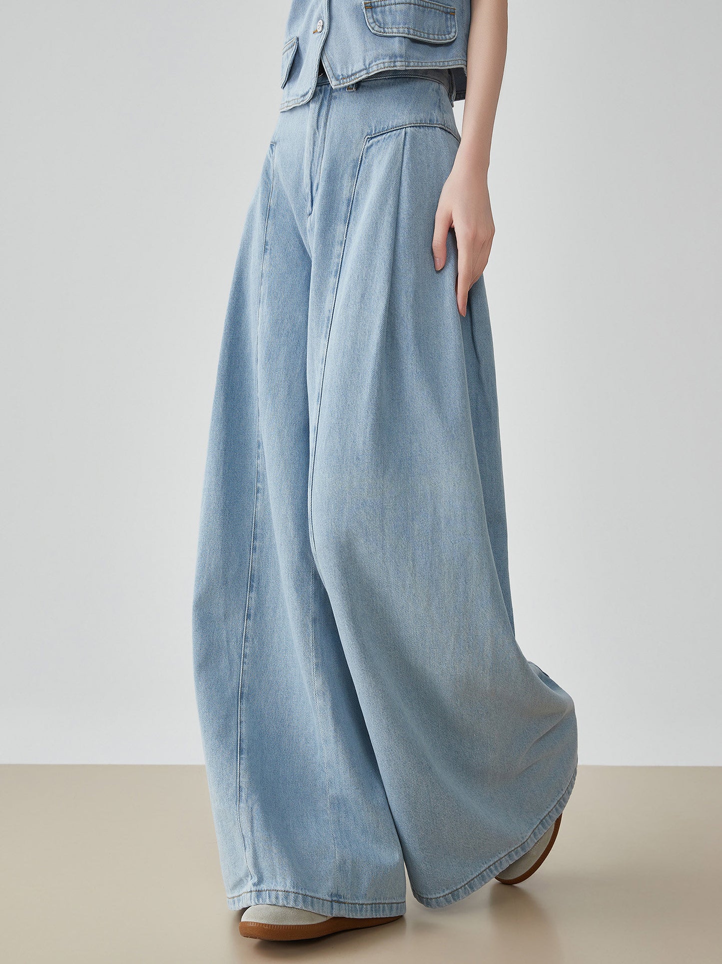 Denim V-neck Vest / Denim Wide Relaxed Pants FER0269