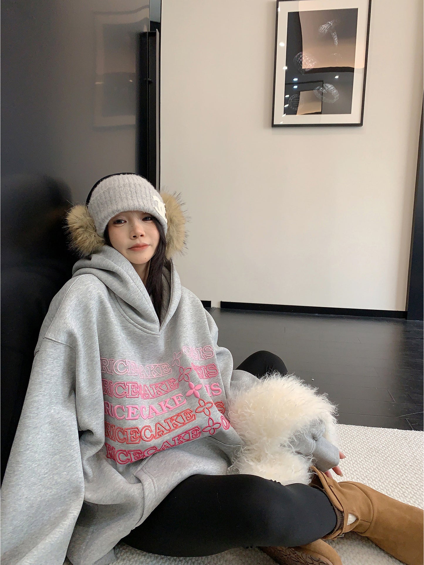 Embossed Logo Loose Hoodie YLS1024