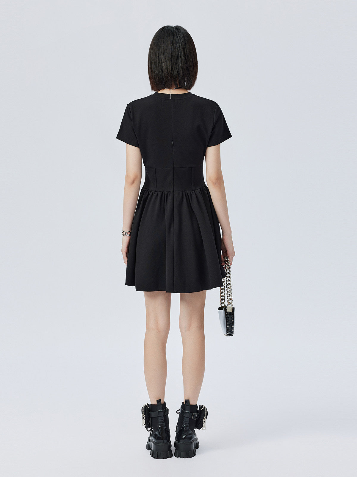 Round Neck Short Sleeve Dress SHN0008