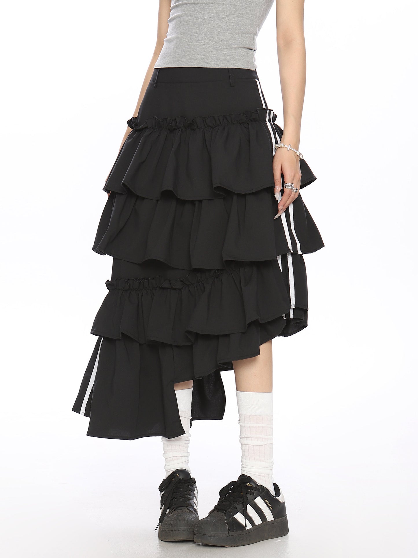 Asymmetry Side Line Tiered Long Skirt BGS0043