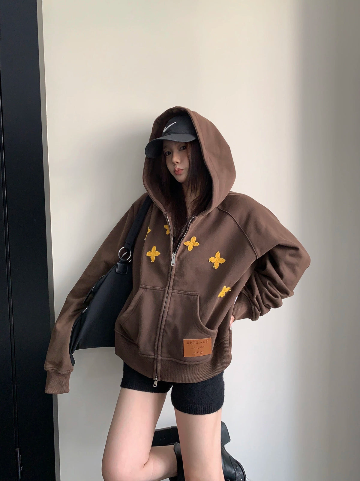 Patch Embroidered Distressed Hoodie  YLS1047