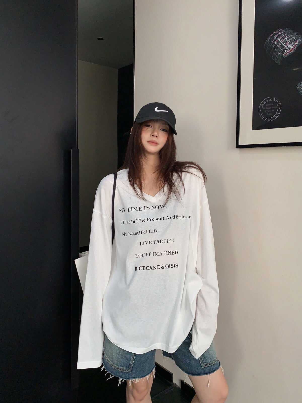 V-Neck Print Long Sleeve T-Shirt  YLS1044