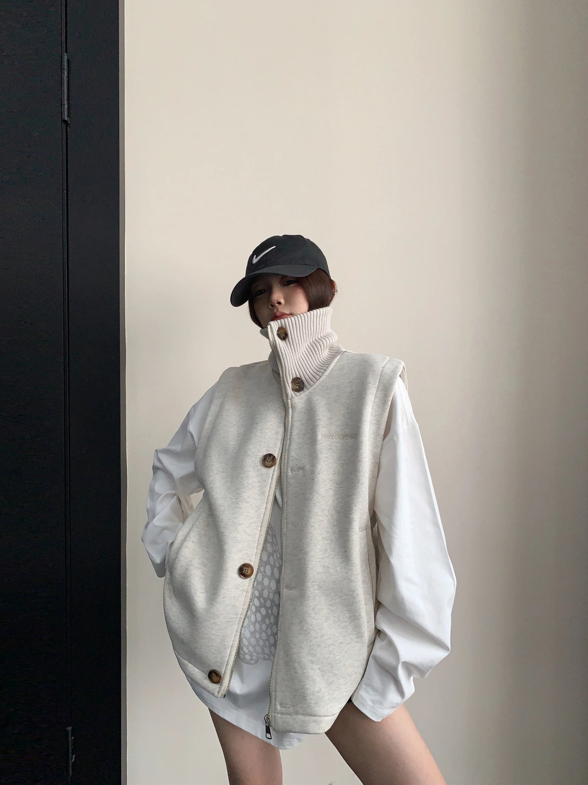 Stand Collar Vest YLS1046