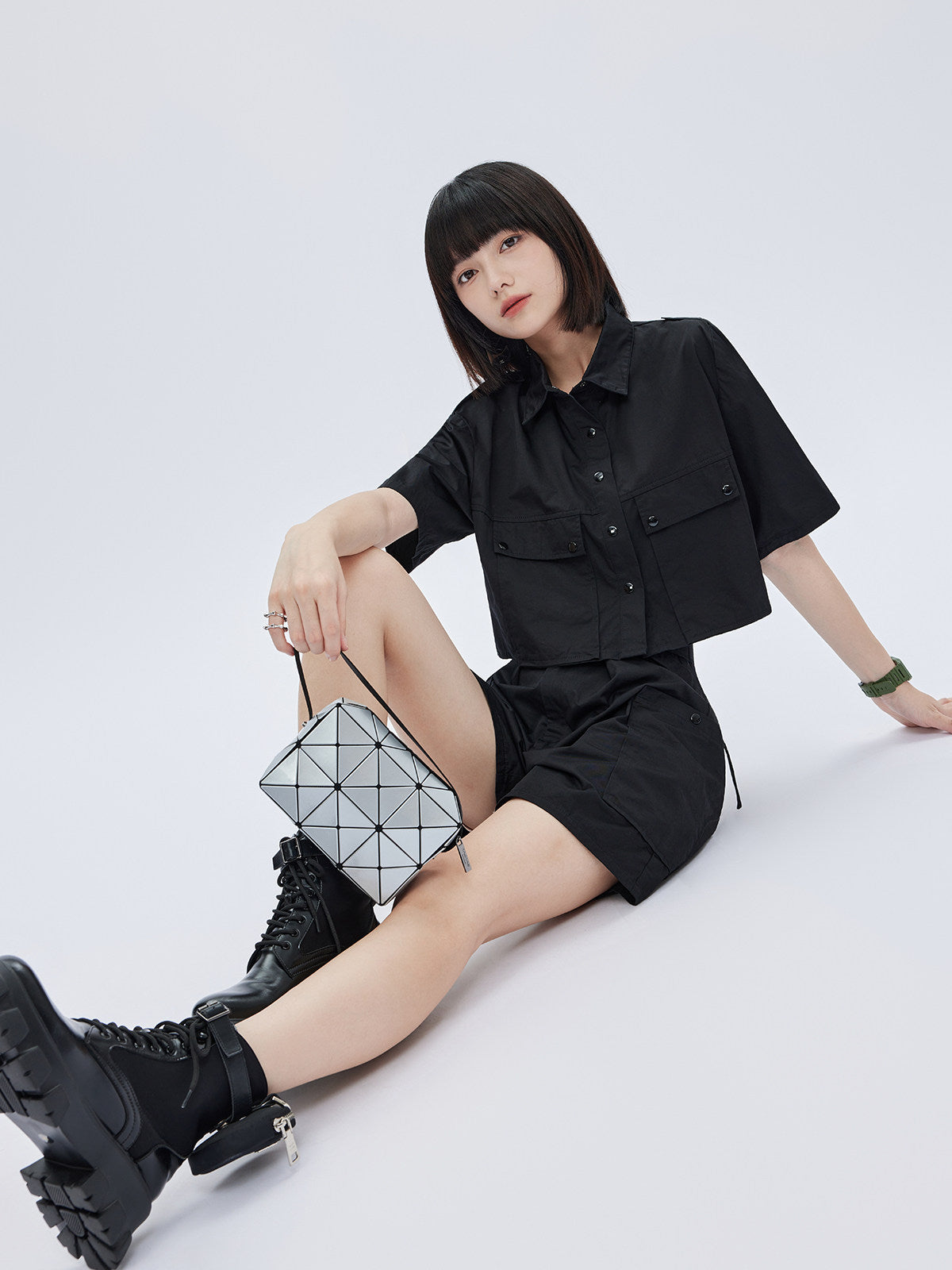 Short Short-Sleeve Shirt SHN0027