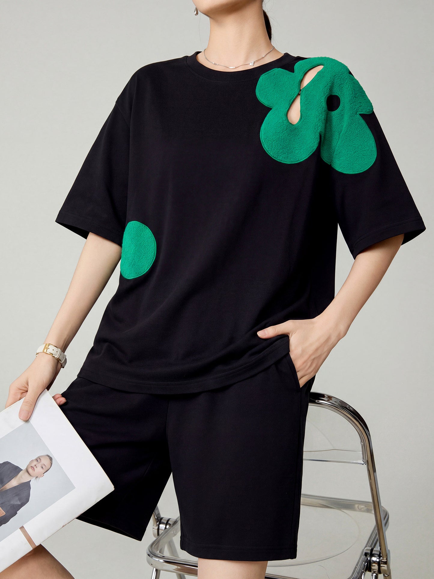 Flower Motif Short-Sleeve Top / Half Pants FER0192